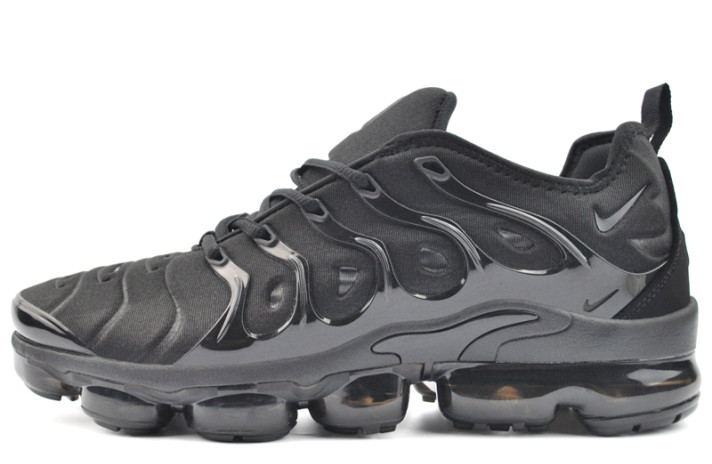 Кроссовки Nike VaporMax Plus All Black 924453-004 черные