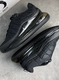 Кроссовки Nike Air Max 720 818 Black Triple живое фото 1