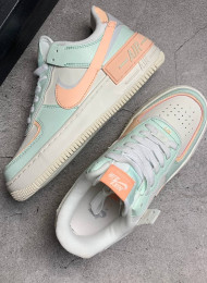 Кроссовки Nike Air Force 1 Shadow Barely Green Crimson Tint живое фото 2